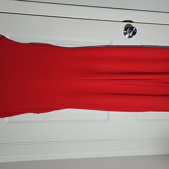Ralph Lauren Red Sheath Cocktail Dress. Jersey Knit.  Size 10. Excelent. - Picture 5 of 5